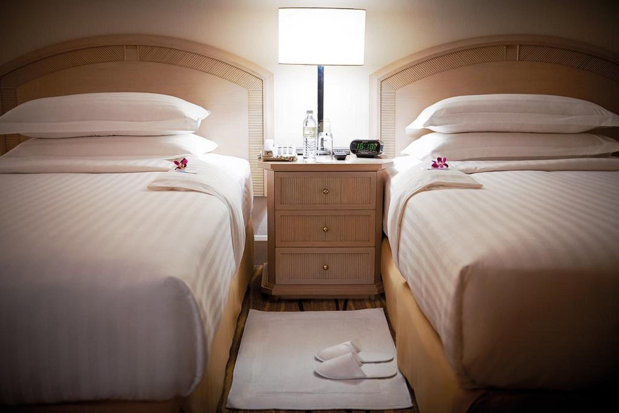Dorsett Grand Subang Hotel Subang Jaya Εξωτερικό φωτογραφία A guest room at the Conrad Hong Kong
