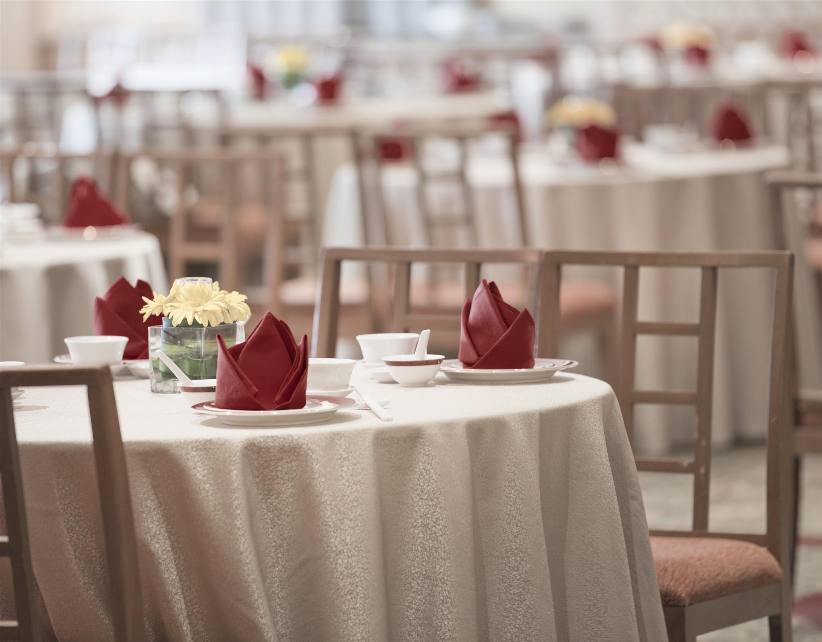 Dorsett Grand Subang Hotel Subang Jaya Εξωτερικό φωτογραφία A table set for a formal meal