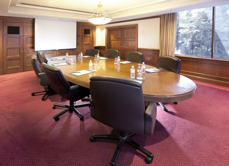 Dorsett Grand Subang Hotel Subang Jaya Εξωτερικό φωτογραφία A boardroom at the Royal Garden Hotel, London